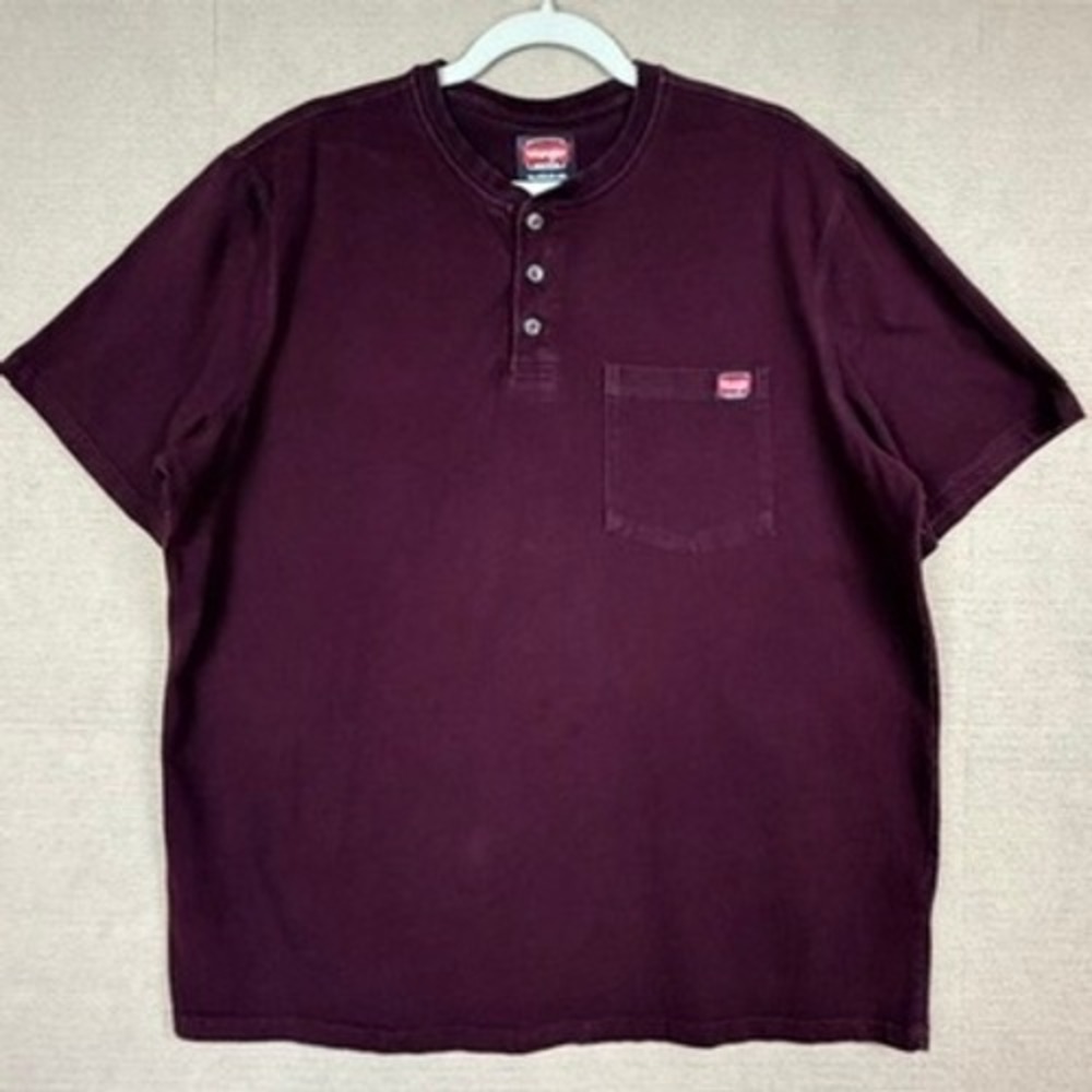 Wrangler Workwear Mens XL Henley T-Shirt Short Sleeve Pocket Maroon Burgundy
